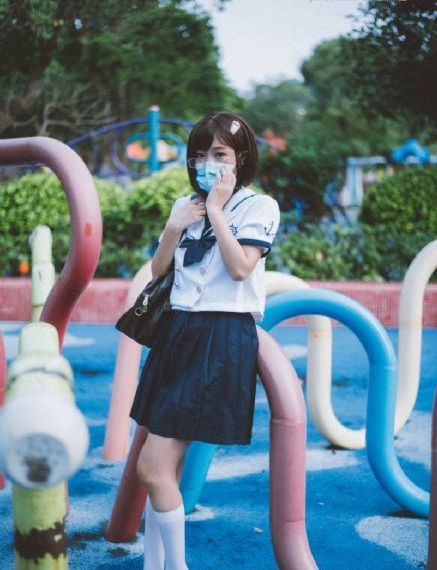 欧美范闺蜜qq头像_4K神马在线观看