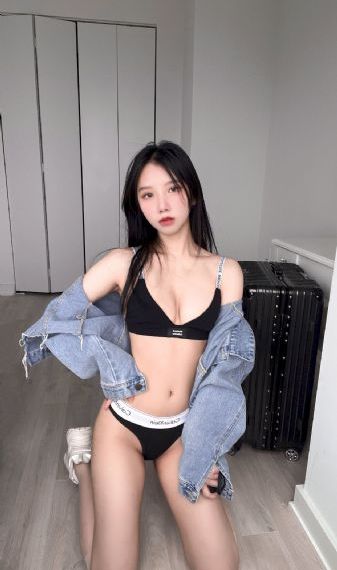 欧美女士正装_高清电影免费在线